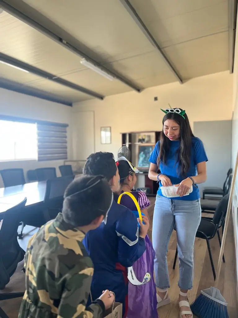 voluntaria de casa del migrante en tijuana ac